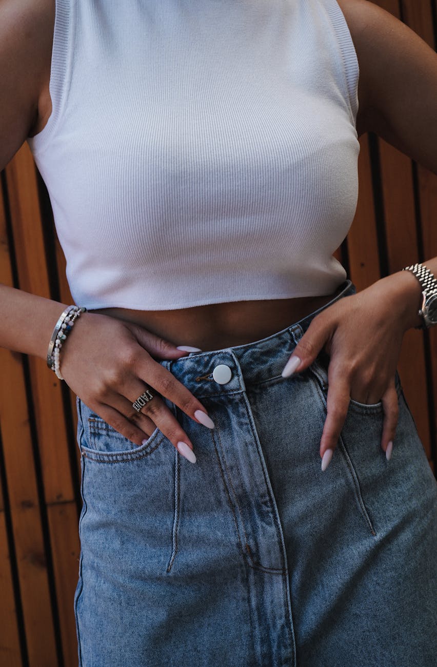 woman wearing jeans